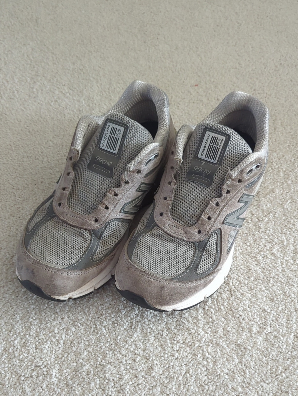 New Balance 990v4 Core Sneakers In Gray/Silver